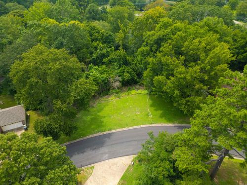 40 W Windsor Dr, Little Rock, AR, 72209-2029 | Card Image