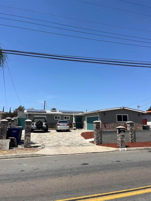 238 Lakeview Ave, Spring Valley, CA, 91977-5847 | Card Image