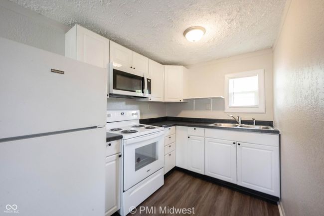 APT-10 - 2142 W Us Highway 40, Condo with 1 bedrooms, 1 bathrooms and null parking in Greenfield IN | Image 10
