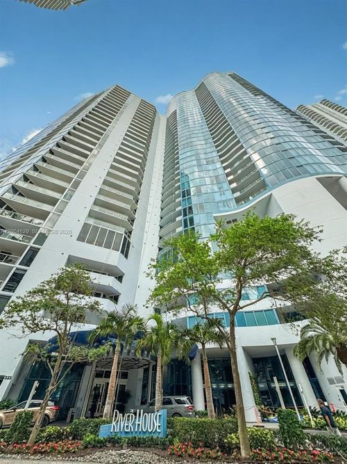 304-333 Las Olas Way, Fort Lauderdale, FL, 33301-2363 | Card Image