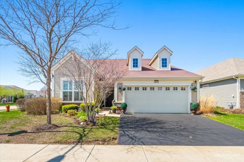 4071 Chesapeake Ln, Naperville, IL, 60564-2021 | Card Image