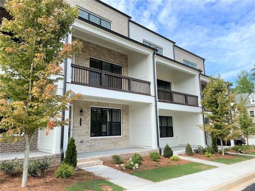 155 Harlow Cir, Roswell, GA, 30076-1988 | Card Image