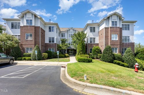 1202 Waterford Lake Dr, Cary, NC, 27519-6537 | Card Image