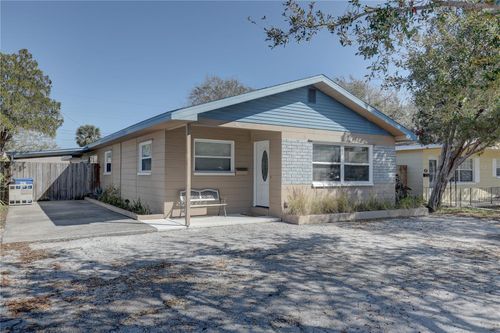 511 74th Ave N, St Petersburg, FL, 33702-5313 | Card Image
