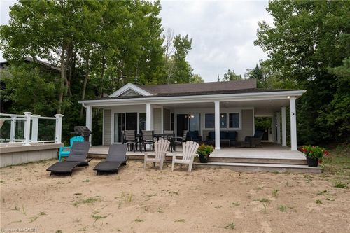 86647 Amberley Beach Rd, Kincardine, ON, N2Z2X3 | Card Image