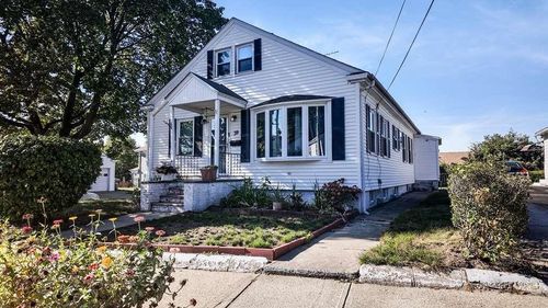 39 Bolton Ave, Providence, RI, 02908-4033 | Card Image