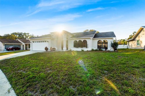 18847 Parade Rd, Hudson, FL, 34667-6233 | Card Image