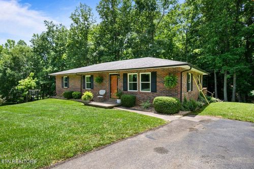 382 Tionesta Dr, Jacksboro, TN, 37757-2404 | Card Image