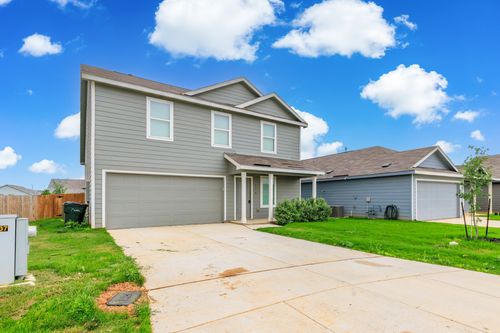 116 Bens Blf, Fredericksburg, TX, 78624-4762 | Card Image