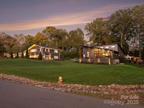 438 Country Club Acres, Shelby, NC, 28150-4818 | Card Image