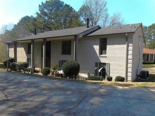 1286 Britain Dr, Lawrenceville, GA, 30044-2637 | Card Image