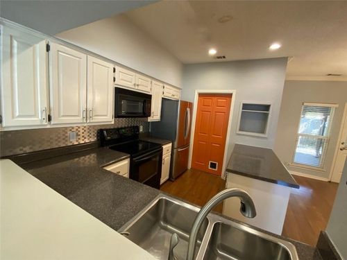 apt-103-1307 Kinney Ave, Austin, TX, 78704-2275 | Card Image