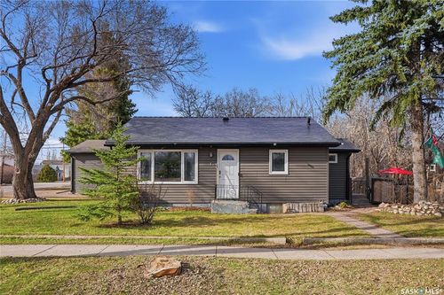 1 2nd Street E, Langham, SK, S0K2L0 | Card Image