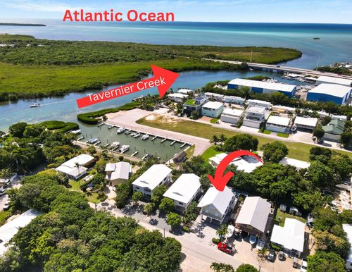 216 Pearl Ave, Tavernier, FL, 33070-2437 | Card Image