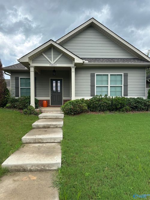 7027 Camrose Ln Nw, Huntsville, AL, 35806-2593 | Card Image
