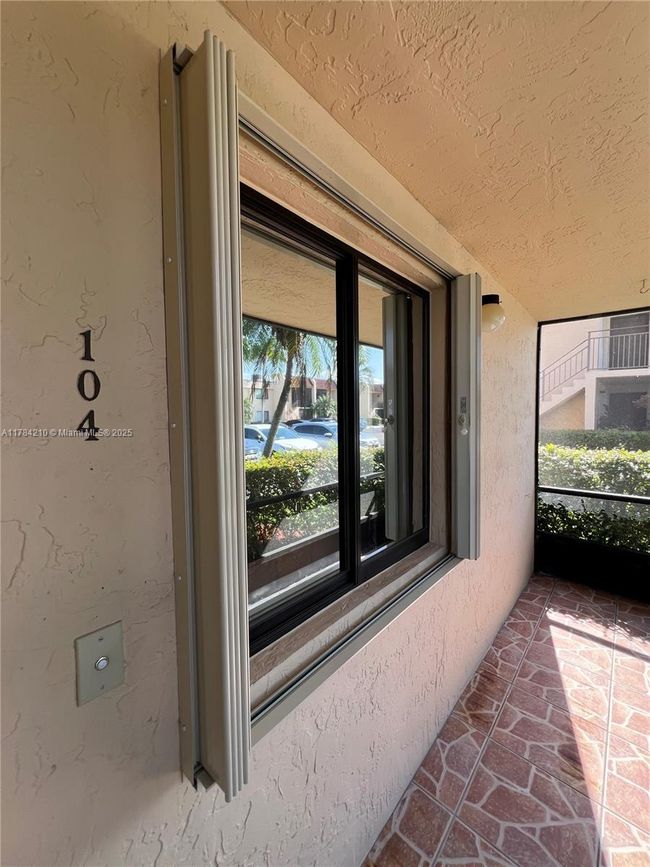 APT-104 - 16461 Blatt Blvd, Condo with 2 bedrooms, 2 bathrooms and null parking in Weston FL | Image 6