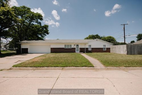 1800 Boyce Street, Hastings, NE, 68901 | Card Image