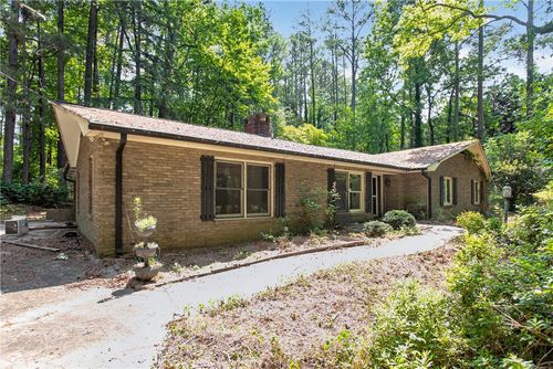 123 Robin Rd, Westminster, SC, 29693-2133 | Card Image