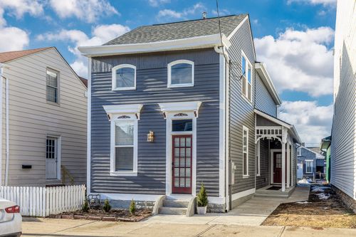 427 Thornton St, Newport, KY, 41071-1548 | Card Image