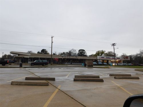 3717-3707 Lakeshore Dr, Shreveport, LA, 71109-2001 | Card Image