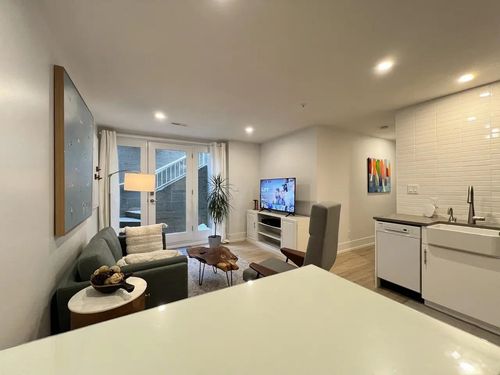 5938 Alma St, Vancouver, BC, V6N1Y4 | Card Image