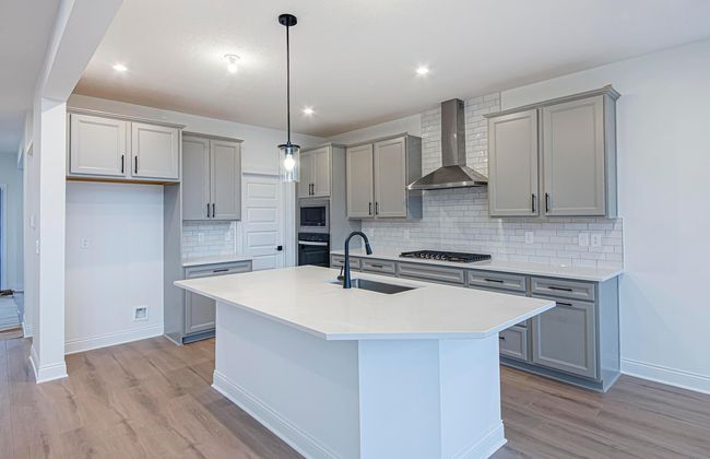 LOT-5 - 8572 Ben Hale Ct, House other with 4 bedrooms, 4 bathrooms and null parking in Blacklick OH | Image 4