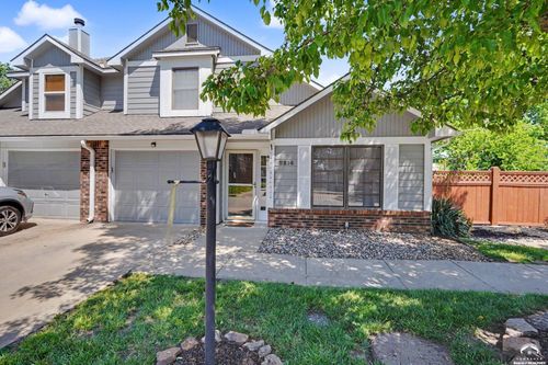 2214 Breckenridge Dr, Lawrence, KS, 66047-2317 | Card Image