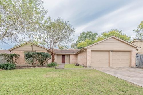 2942 Heritage Colony Dr, Webster, TX, 77598-3307 | Card Image