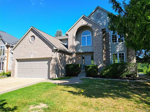 2320 Baltusrol Drive, Commerce Charter Township, MI, 48382 | Card Image