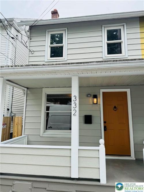 332 W Patterson St, Lansford, PA, 18232-1109 | Card Image