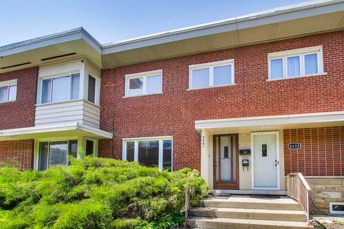 4661 Brummel St, Skokie, IL, 60076-3680 | Card Image