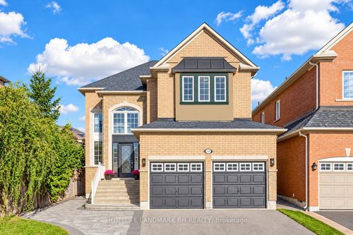 39 Arden Valley St, Richmond Hill, ON, L4E4J4 | Card Image