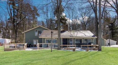 9566 Fowler Ln Nw, Rapid City, MI, 49676-9597 | Card Image