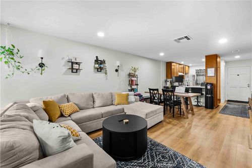 260-4140 Workman Mill, Whittier, CA, 90601 | Card Image