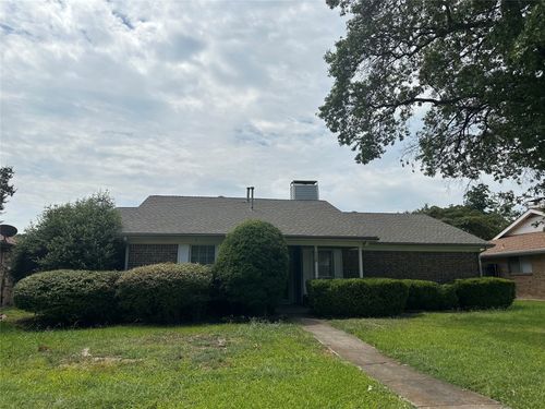 1130 Southwestern Dr, Richardson, TX, 75081-3617 | Card Image