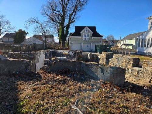 14 Locust Ave, Danbury, CT, 06810-6171 | Card Image