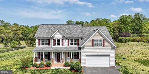 9497 Juniper St, KING GEORGE, VA, 22485-4161 | Card Image