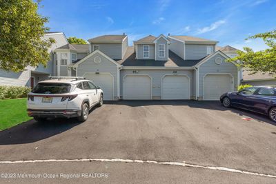 67 Pagoda Lane, Condo with 2 bedrooms, 2 bathrooms and null parking in Freehold NJ | Image 3