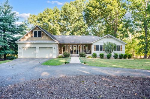 1203 Everett Rd, Forest, VA, 24551-4336 | Card Image