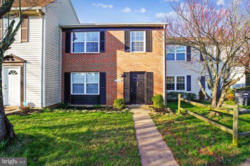 8603 Woodhue Ct, MANASSAS PARK, VA, 20111-2380 | Card Image