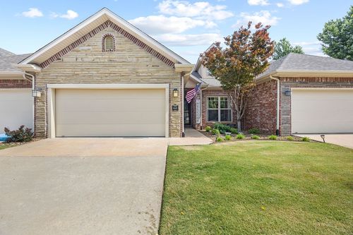 6645 W Valley View Rd, Rogers, AR, 72758-8945 | Card Image