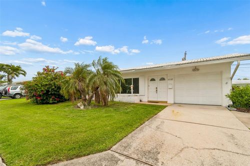 14142 90th Ave, SEMINOLE, FL, 33776-2049 | Card Image