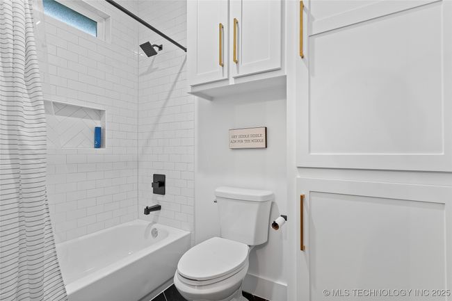 1013 Prairie View Rd, House other with 3 bedrooms, 2 bathrooms and null parking in Ardmore OK | Image 32