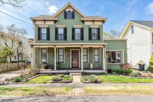 40 Franklin St, Somerset, NJ, 08873-7127 | Card Image