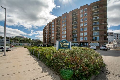 309-121 Nantasket Ave, Hull, MA, 02045-3172 | Card Image