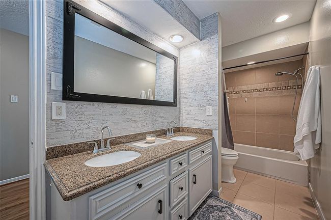 3rd full bathroom | Image 41