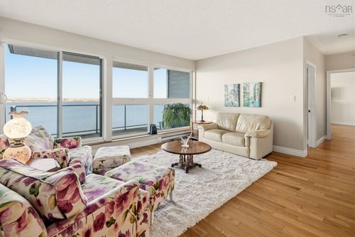 304-647 Bedford Highway, Halifax, NS, B3M0A5 | Card Image