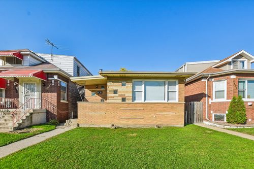 7510 S Honore St, Chicago, IL, 60620-5203 | Card Image