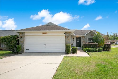 8906 Valencia Gardens Drive, ORLANDO, FL, 32825 | Card Image