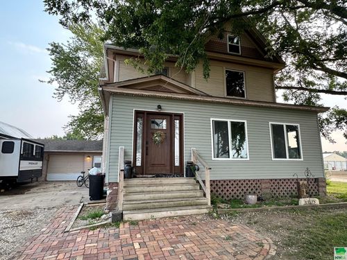 701 E 2nd St, Holstein, IA, 51025-5116 | Card Image